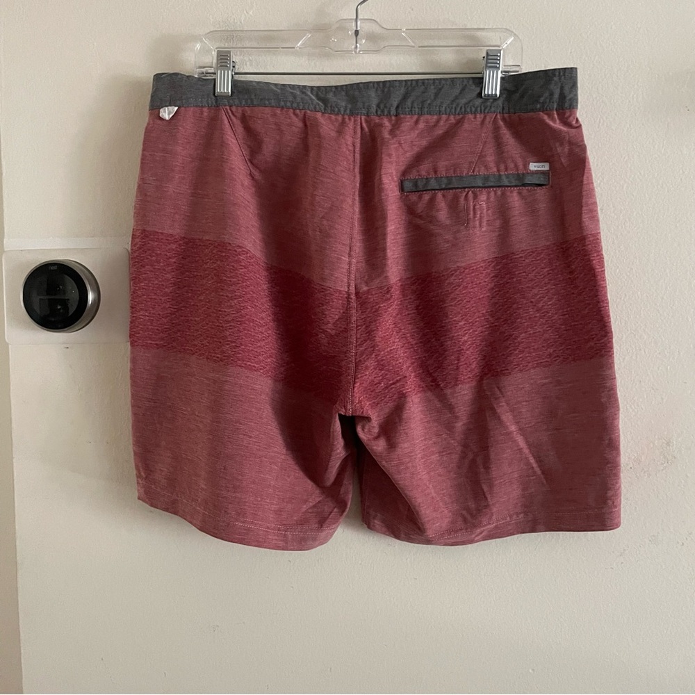 Vuori men shorts size 36 linerless